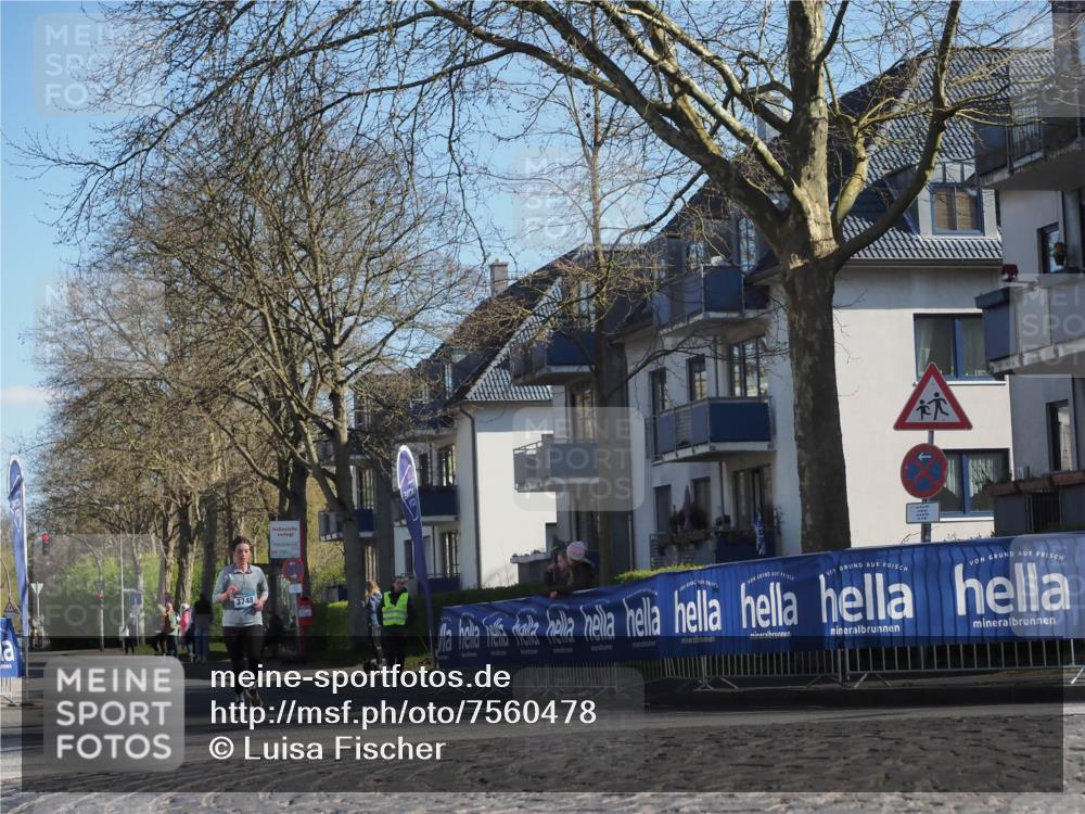 06.04.2025 - 44. Internationalen Wilhelmsburger Insellauf Luisa Fischer http://msf.ph/oto/7560478 06.04.2025 10:28:00 Ziel 3748 meine-sportfotos.de