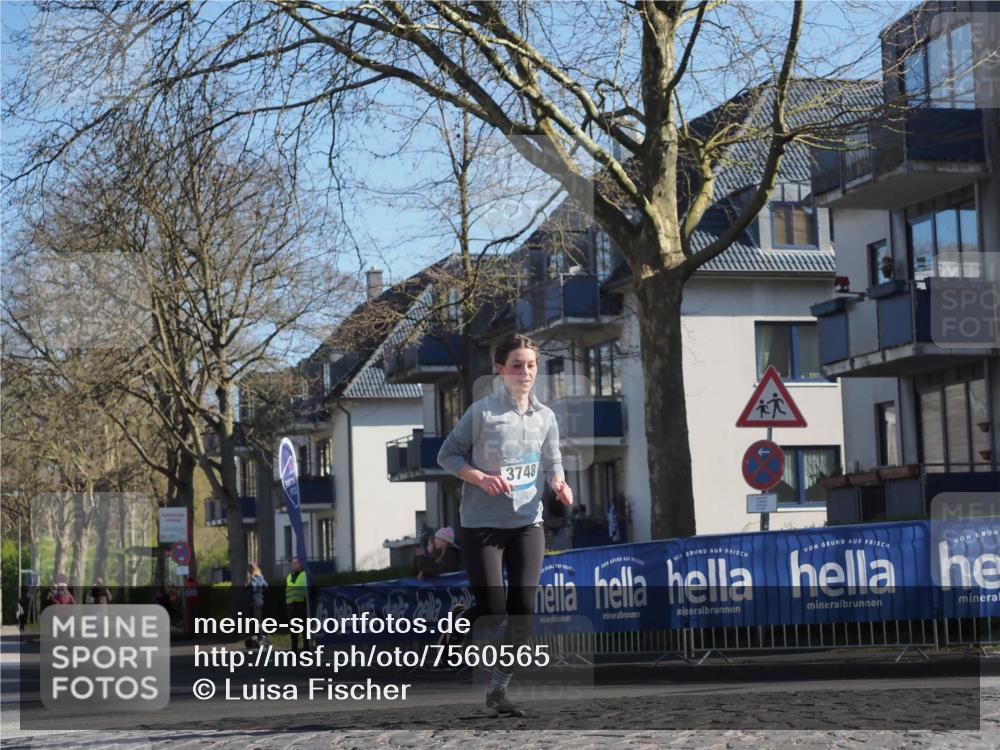 06.04.2025 - 44. Internationalen Wilhelmsburger Insellauf Luisa Fischer http://msf.ph/oto/7560565 06.04.2025 10:28:04 Ziel 3748 meine-sportfotos.de