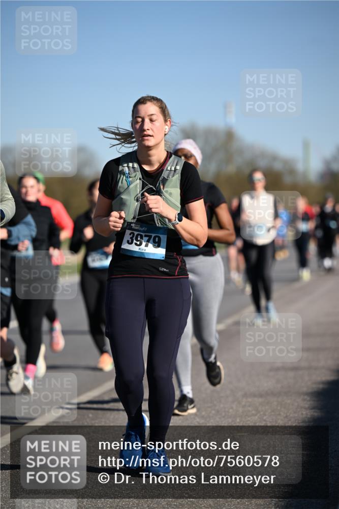 06.04.2025 - 44. Internationalen Wilhelmsburger Insellauf Dr. Thomas Lammeyer http://msf.ph/oto/7560578 06.04.2025 09:35:56 Laufen 3979 meine-sportfotos.de