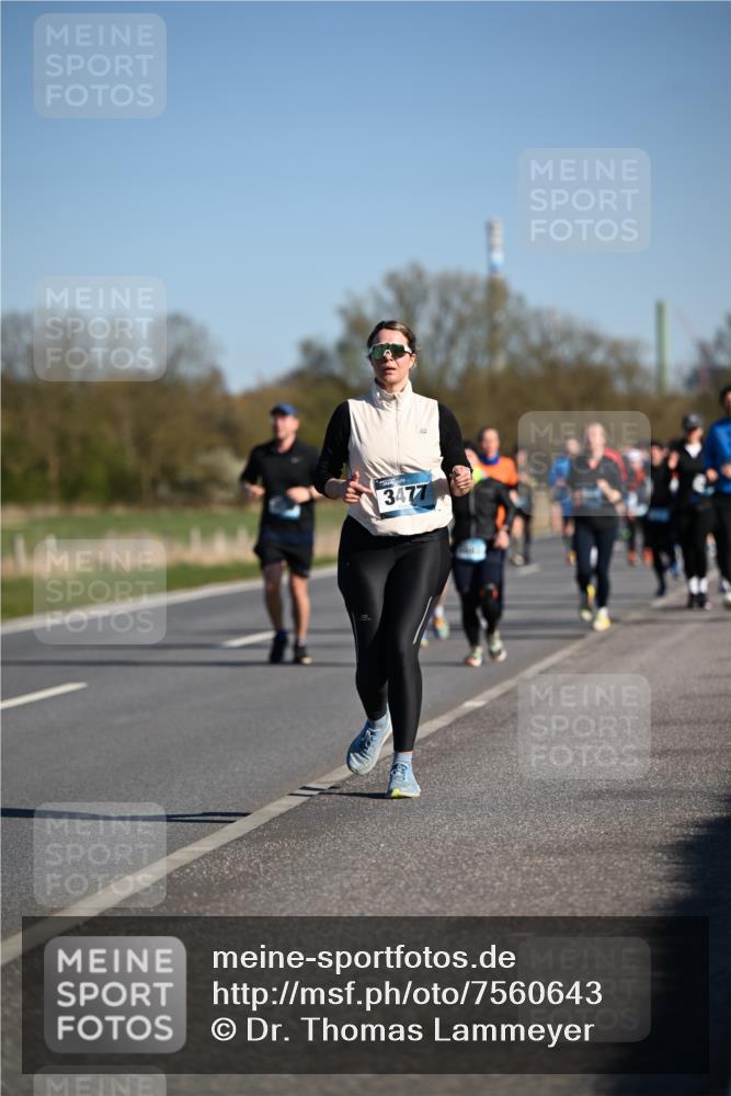 06.04.2025 - 44. Internationalen Wilhelmsburger Insellauf Dr. Thomas Lammeyer http://msf.ph/oto/7560643 06.04.2025 09:35:59 Laufen 3477 meine-sportfotos.de