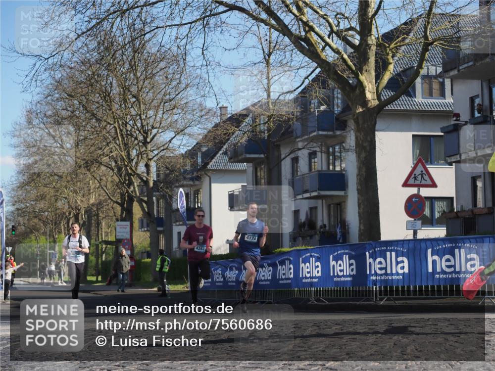 06.04.2025 - 44. Internationalen Wilhelmsburger Insellauf Luisa Fischer http://msf.ph/oto/7560686 06.04.2025 10:28:22 Ziel 4263, 4174 meine-sportfotos.de