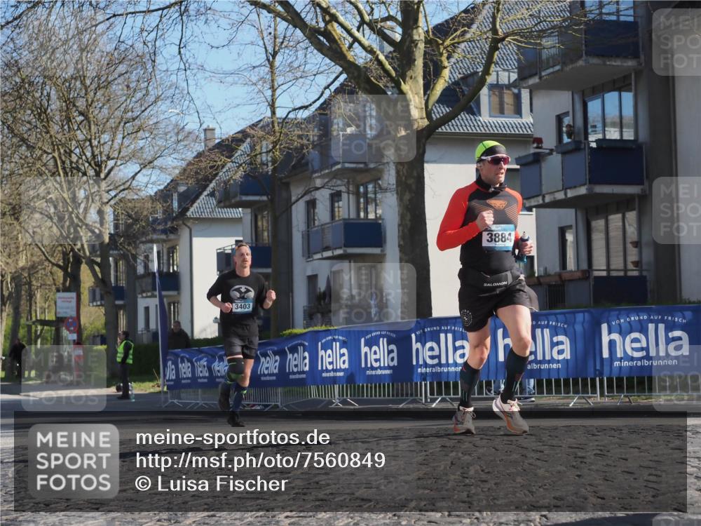 06.04.2025 - 44. Internationalen Wilhelmsburger Insellauf Luisa Fischer http://msf.ph/oto/7560849 06.04.2025 10:28:35 Ziel 3403, 3884 meine-sportfotos.de