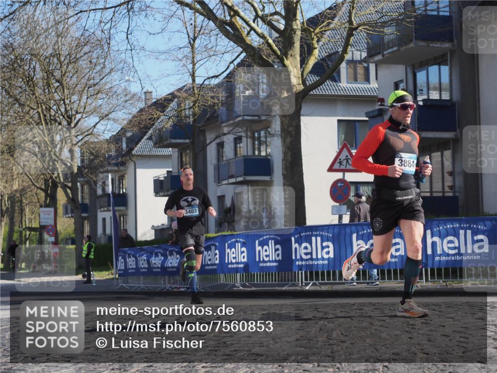 06.04.2025 - 44. Internationalen Wilhelmsburger Insellauf Luisa Fischer http://msf.ph/oto/7560853 06.04.2025 10:28:35 Ziel 3403, 3884 meine-sportfotos.de