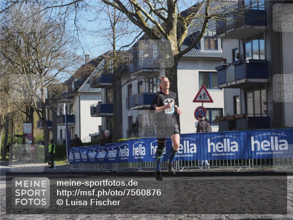06.04.2025 - 44. Internationalen Wilhelmsburger Insellauf Luisa Fischer http://msf.ph/oto/7560876 06.04.2025 10:28:36 Ziel 3403 meine-sportfotos.de