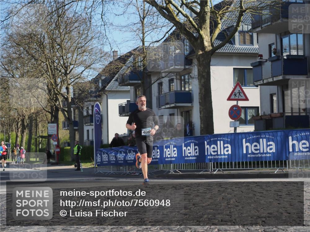 06.04.2025 - 44. Internationalen Wilhelmsburger Insellauf Luisa Fischer http://msf.ph/oto/7560948 06.04.2025 10:28:47 Ziel 4082 meine-sportfotos.de