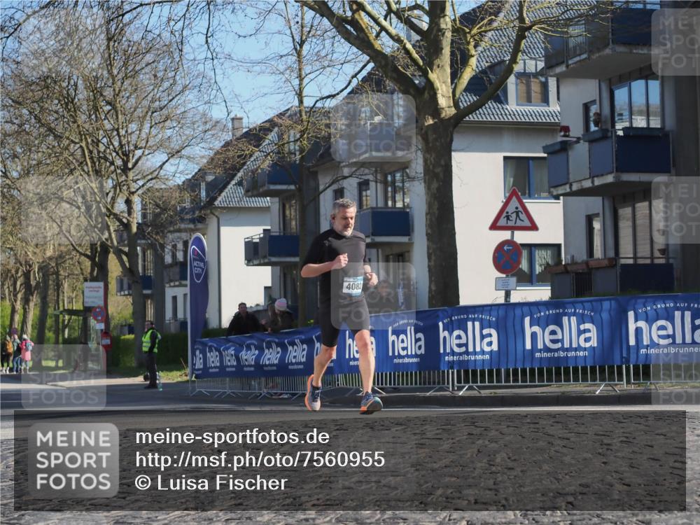 06.04.2025 - 44. Internationalen Wilhelmsburger Insellauf Luisa Fischer http://msf.ph/oto/7560955 06.04.2025 10:28:47 Ziel 4082 meine-sportfotos.de