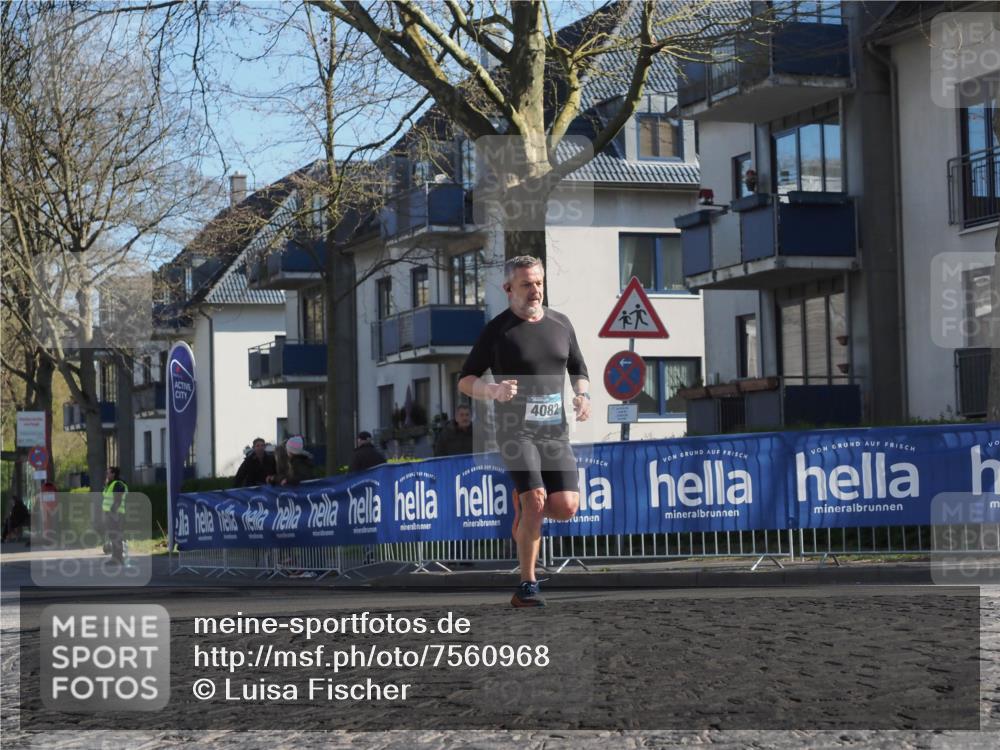 06.04.2025 - 44. Internationalen Wilhelmsburger Insellauf Luisa Fischer http://msf.ph/oto/7560968 06.04.2025 10:28:48 Ziel 4082 meine-sportfotos.de