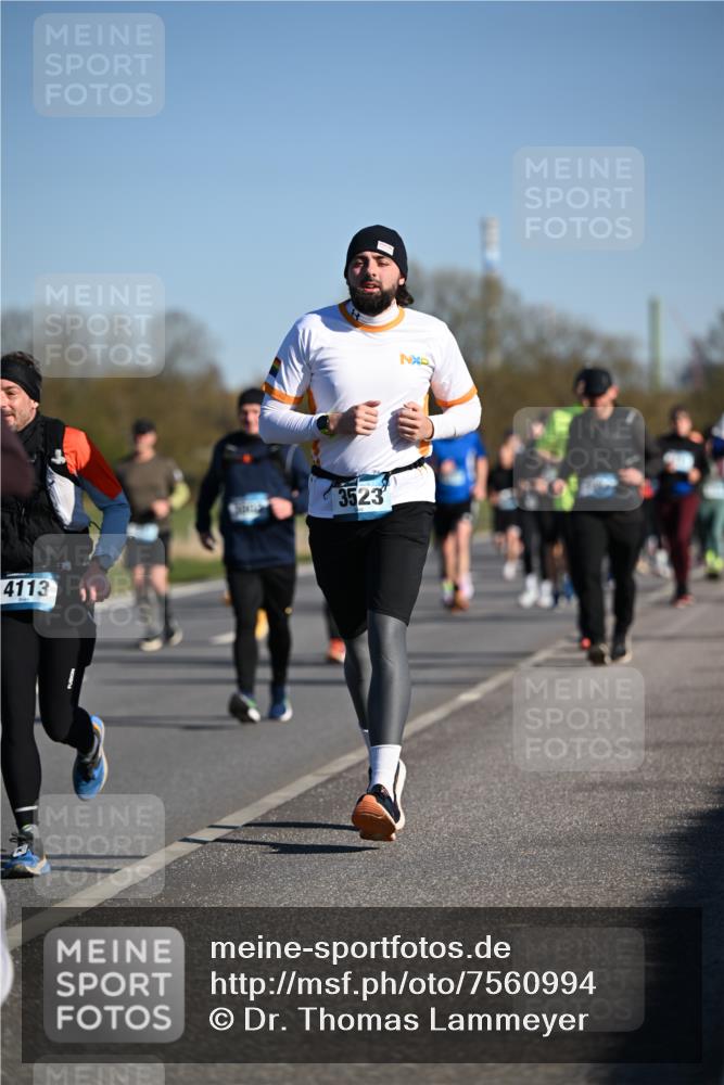 06.04.2025 - 44. Internationalen Wilhelmsburger Insellauf Dr. Thomas Lammeyer http://msf.ph/oto/7560994 06.04.2025 09:36:10 Laufen 4113, 3523 meine-sportfotos.de