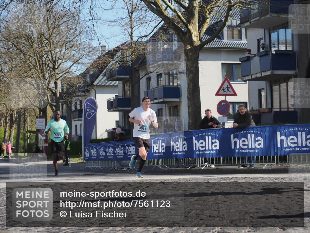 06.04.2025 - 44. Internationalen Wilhelmsburger Insellauf Luisa Fischer http://msf.ph/oto/7561123 06.04.2025 10:29:05 Ziel 5021, 3611 meine-sportfotos.de