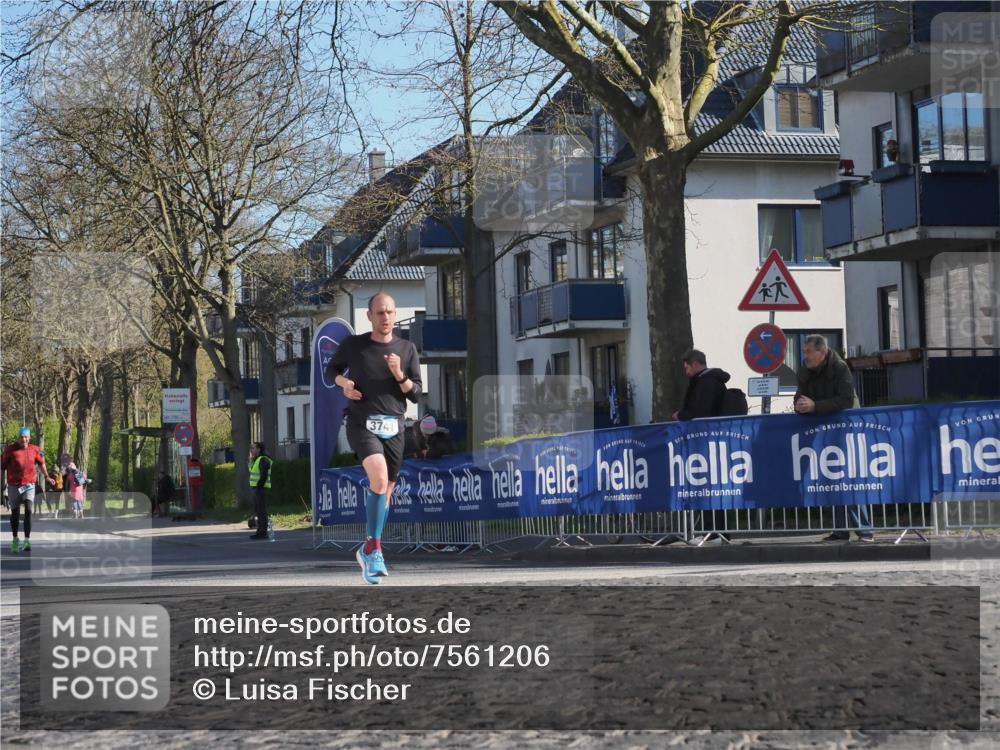06.04.2025 - 44. Internationalen Wilhelmsburger Insellauf Luisa Fischer http://msf.ph/oto/7561206 06.04.2025 10:29:13 Ziel 3741 meine-sportfotos.de