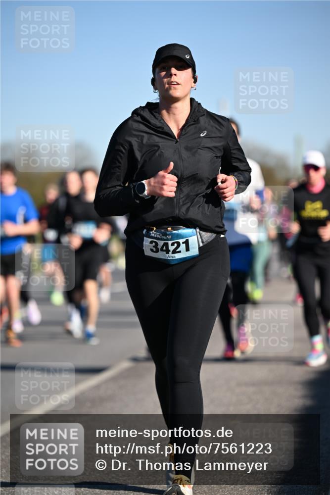 06.04.2025 - 44. Internationalen Wilhelmsburger Insellauf Dr. Thomas Lammeyer http://msf.ph/oto/7561223 06.04.2025 09:36:18 Laufen 3421 meine-sportfotos.de