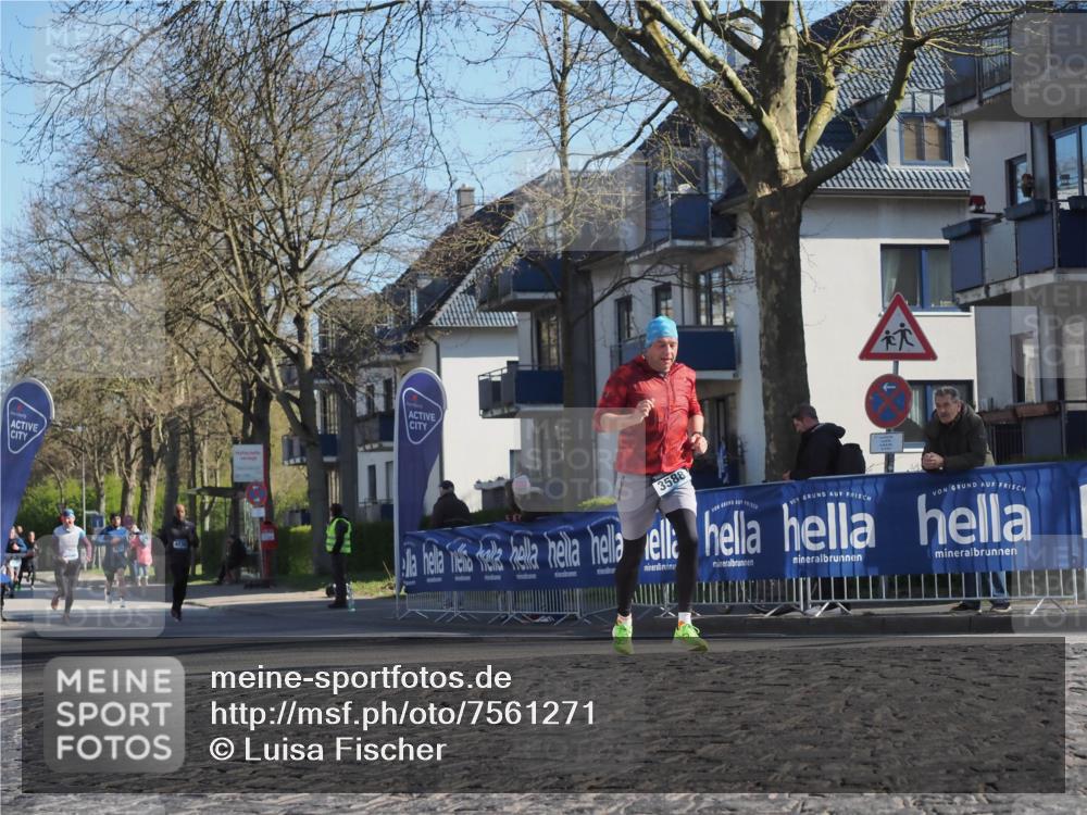 06.04.2025 - 44. Internationalen Wilhelmsburger Insellauf Luisa Fischer http://msf.ph/oto/7561271 06.04.2025 10:29:19 Ziel 4139, 3588 meine-sportfotos.de