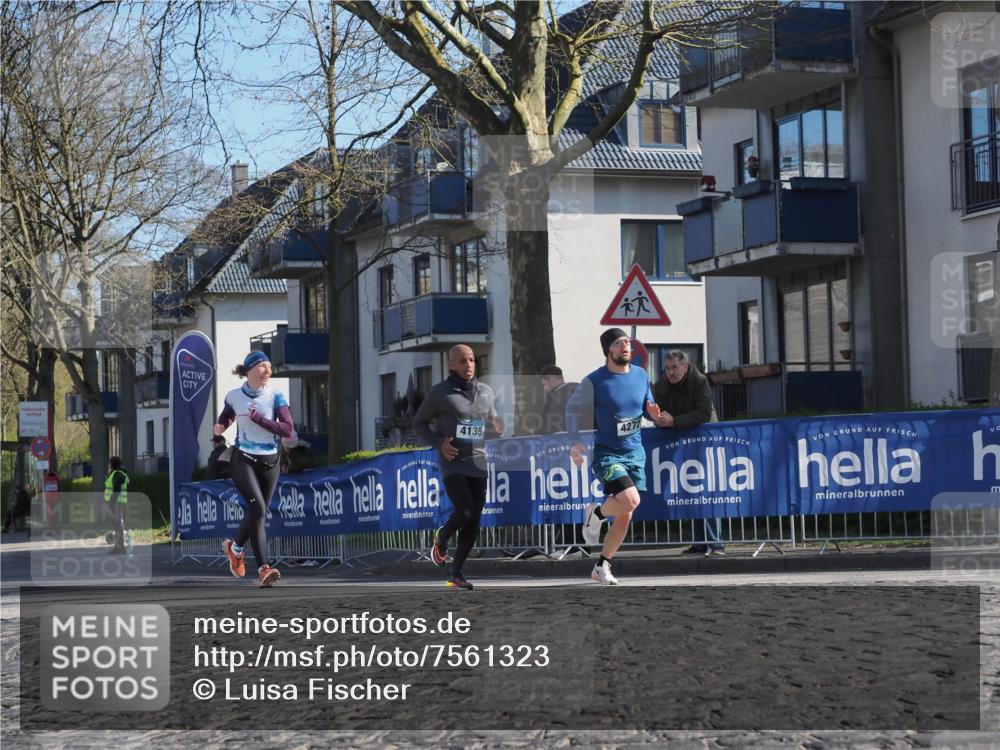 06.04.2025 - 44. Internationalen Wilhelmsburger Insellauf Luisa Fischer http://msf.ph/oto/7561323 06.04.2025 10:29:23 Ziel 4135, 427 meine-sportfotos.de