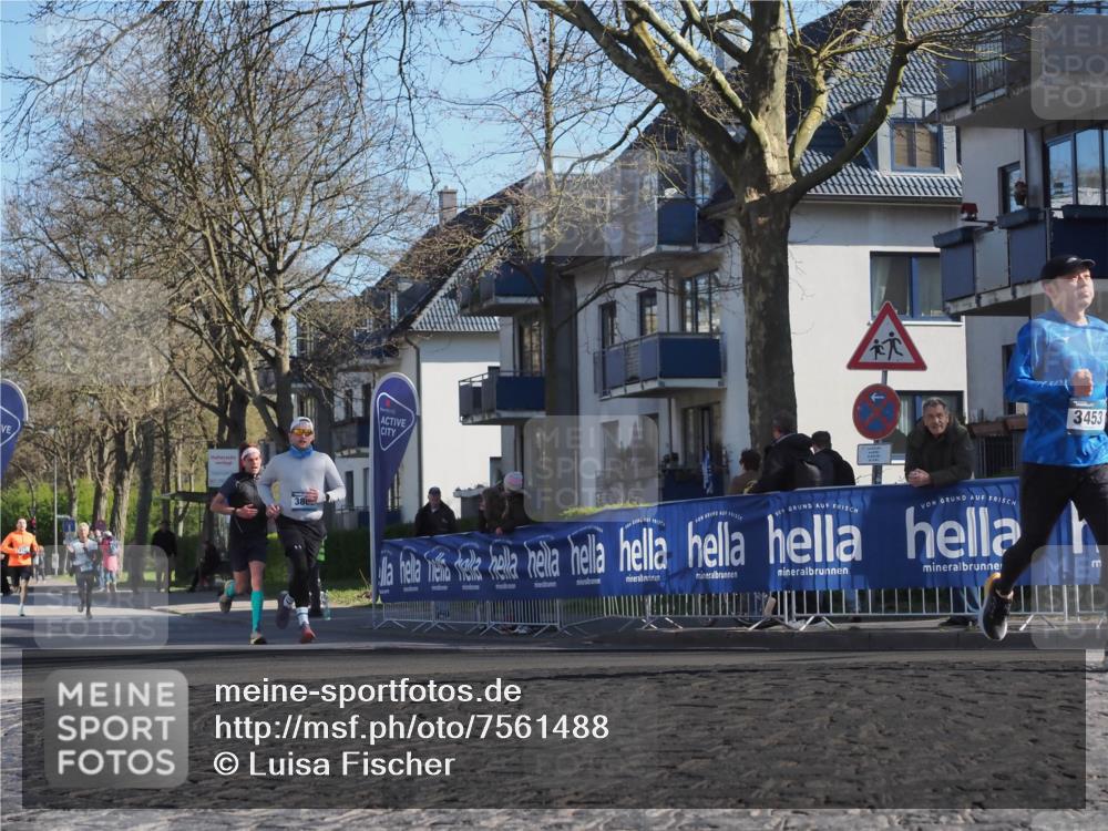 06.04.2025 - 44. Internationalen Wilhelmsburger Insellauf Luisa Fischer http://msf.ph/oto/7561488 06.04.2025 10:29:34 Ziel 380, 3453 meine-sportfotos.de