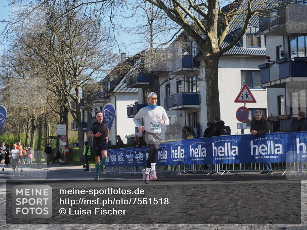 06.04.2025 - 44. Internationalen Wilhelmsburger Insellauf Luisa Fischer http://msf.ph/oto/7561518 06.04.2025 10:29:35 Ziel 3808 meine-sportfotos.de