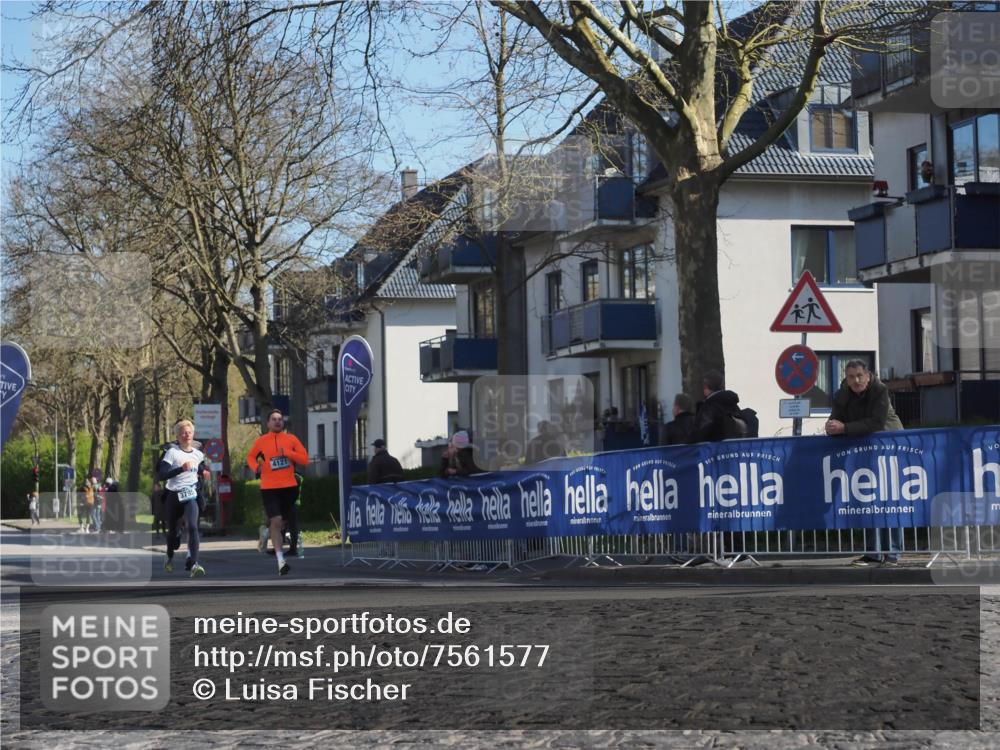 06.04.2025 - 44. Internationalen Wilhelmsburger Insellauf Luisa Fischer http://msf.ph/oto/7561577 06.04.2025 10:29:39 Ziel 3795, 4121 meine-sportfotos.de