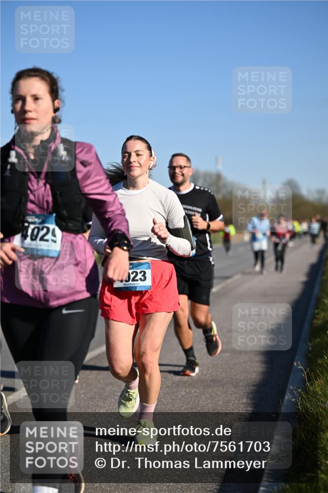 06.04.2025 - 44. Internationalen Wilhelmsburger Insellauf Dr. Thomas Lammeyer http://msf.ph/oto/7561703 06.04.2025 09:36:37 Laufen 4029, 23 meine-sportfotos.de