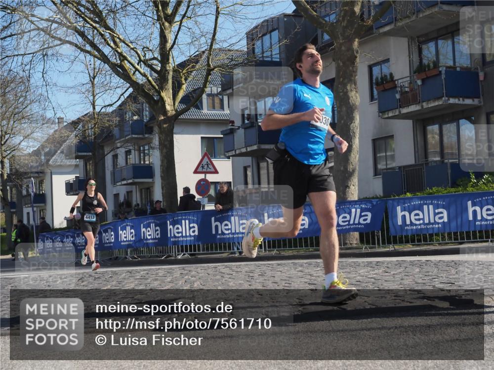 06.04.2025 - 44. Internationalen Wilhelmsburger Insellauf Luisa Fischer http://msf.ph/oto/7561710 06.04.2025 10:30:06 Ziel 4413, 30 meine-sportfotos.de