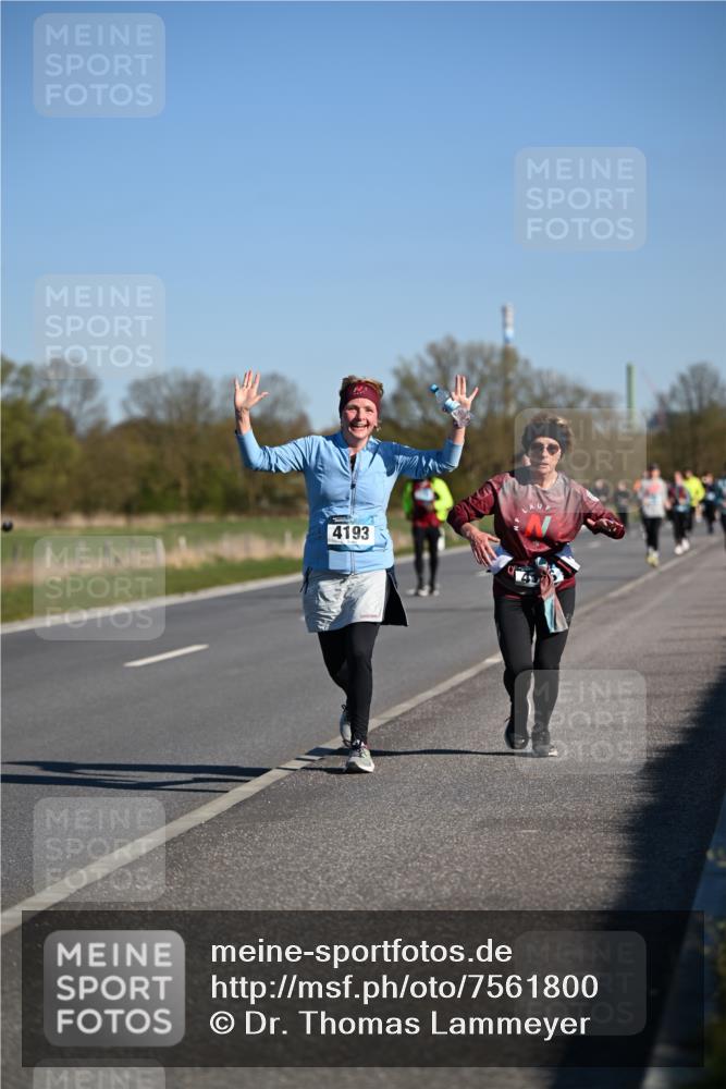 06.04.2025 - 44. Internationalen Wilhelmsburger Insellauf Dr. Thomas Lammeyer http://msf.ph/oto/7561800 06.04.2025 09:36:43 Laufen 4193 meine-sportfotos.de