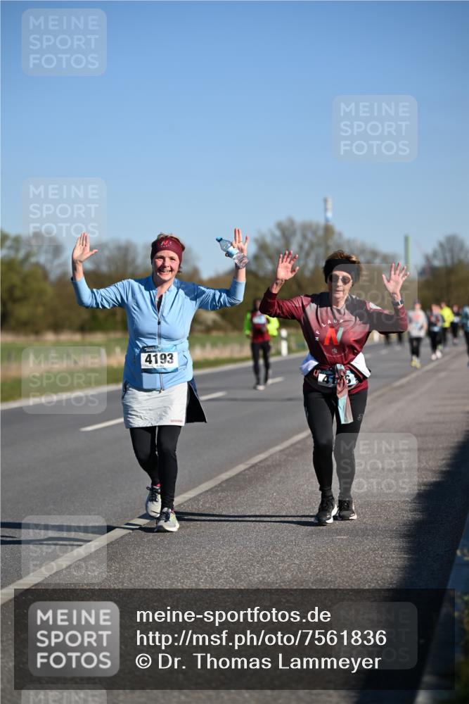 06.04.2025 - 44. Internationalen Wilhelmsburger Insellauf Dr. Thomas Lammeyer http://msf.ph/oto/7561836 06.04.2025 09:36:44 Laufen 4193 meine-sportfotos.de
