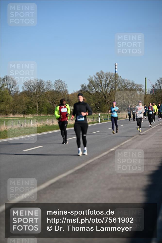 06.04.2025 - 44. Internationalen Wilhelmsburger Insellauf Dr. Thomas Lammeyer http://msf.ph/oto/7561902 06.04.2025 09:36:47 Laufen  meine-sportfotos.de