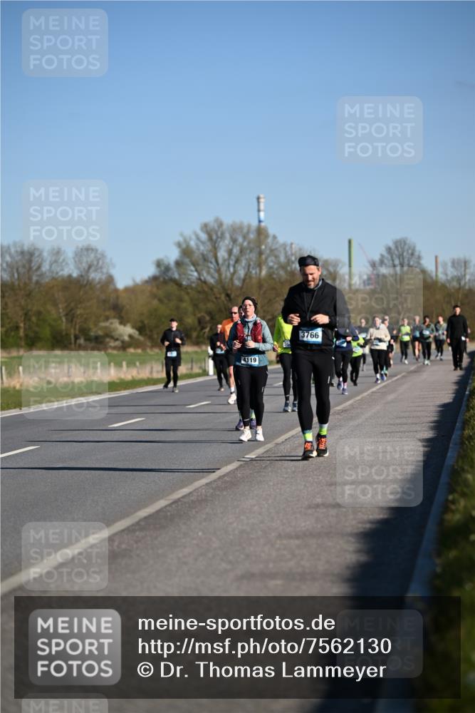 06.04.2025 - 44. Internationalen Wilhelmsburger Insellauf Dr. Thomas Lammeyer http://msf.ph/oto/7562130 06.04.2025 09:36:58 Laufen 4119, 3766 meine-sportfotos.de
