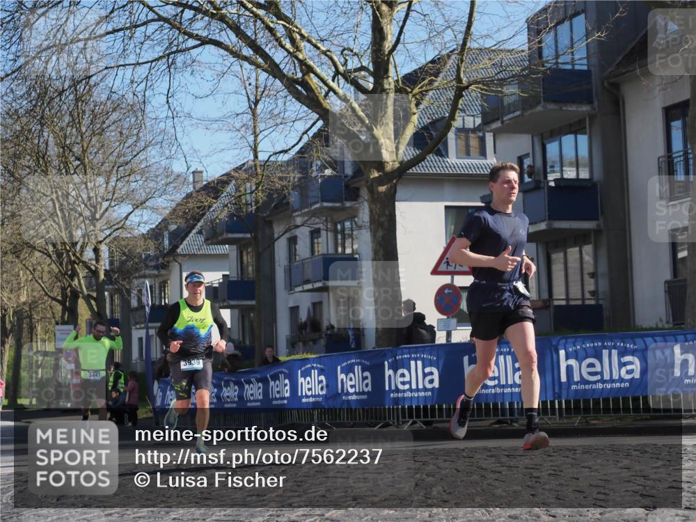 06.04.2025 - 44. Internationalen Wilhelmsburger Insellauf Luisa Fischer http://msf.ph/oto/7562237 06.04.2025 10:30:46 Ziel 3447, 3939 meine-sportfotos.de