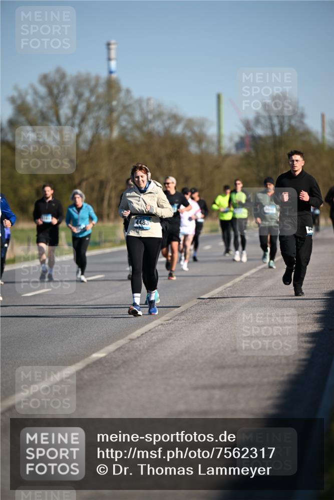 06.04.2025 - 44. Internationalen Wilhelmsburger Insellauf Dr. Thomas Lammeyer http://msf.ph/oto/7562317 06.04.2025 09:37:09 Laufen 4483 meine-sportfotos.de