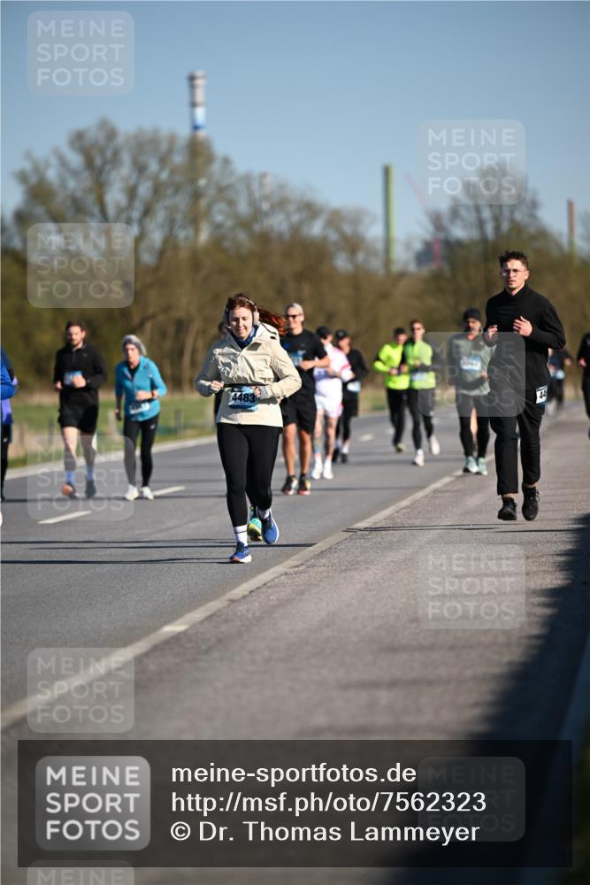 06.04.2025 - 44. Internationalen Wilhelmsburger Insellauf Dr. Thomas Lammeyer http://msf.ph/oto/7562323 06.04.2025 09:37:09 Laufen 4483, 44 meine-sportfotos.de