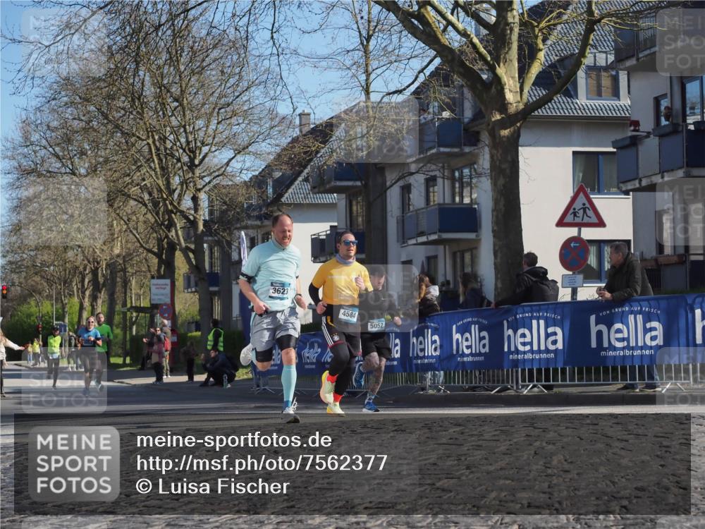 06.04.2025 - 44. Internationalen Wilhelmsburger Insellauf Luisa Fischer http://msf.ph/oto/7562377 06.04.2025 10:31:10 Ziel 3623, 4584, 5052 meine-sportfotos.de