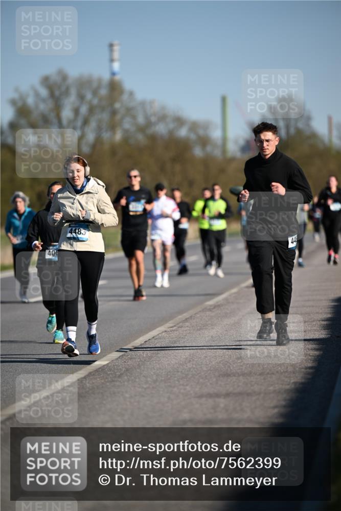 06.04.2025 - 44. Internationalen Wilhelmsburger Insellauf Dr. Thomas Lammeyer http://msf.ph/oto/7562399 06.04.2025 09:37:12 Laufen 406, 4483, 44 meine-sportfotos.de