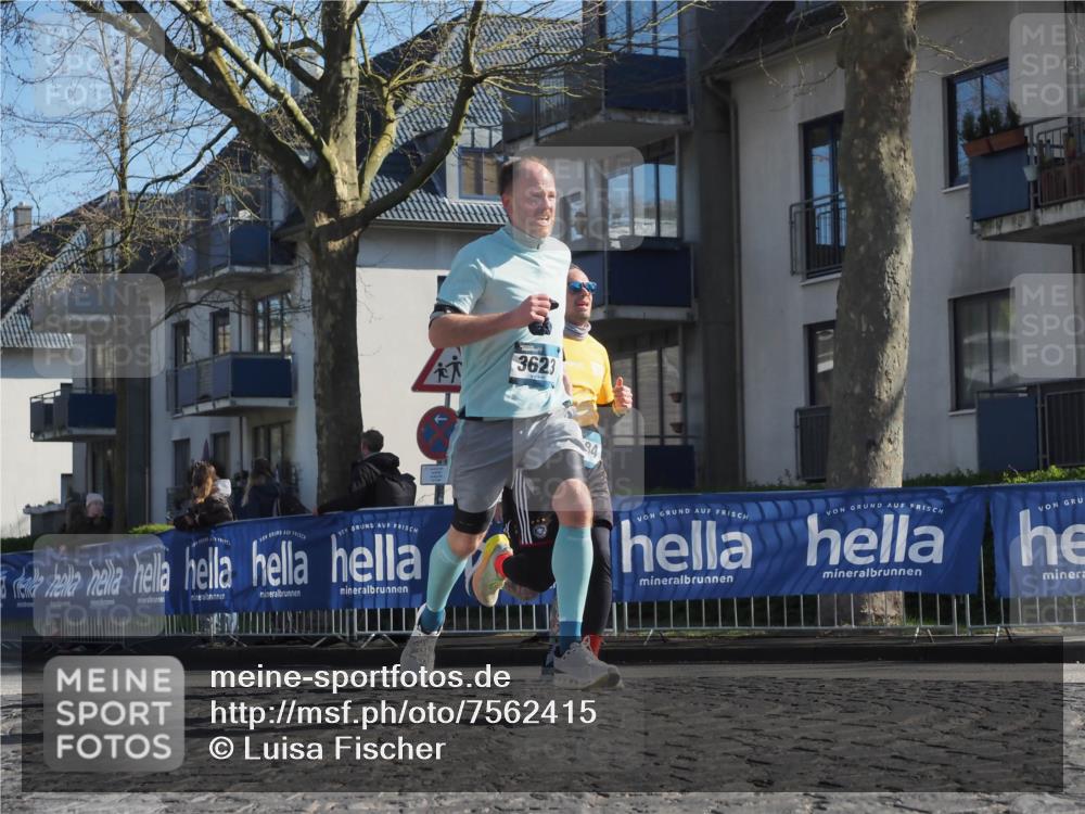 06.04.2025 - 44. Internationalen Wilhelmsburger Insellauf Luisa Fischer http://msf.ph/oto/7562415 06.04.2025 10:31:11 Ziel 3623, 4 meine-sportfotos.de