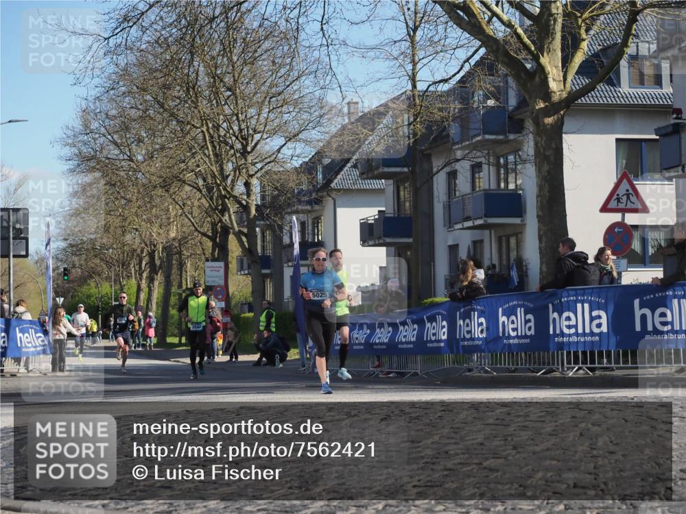 06.04.2025 - 44. Internationalen Wilhelmsburger Insellauf Luisa Fischer http://msf.ph/oto/7562421 06.04.2025 10:31:14 Ziel 5025 meine-sportfotos.de