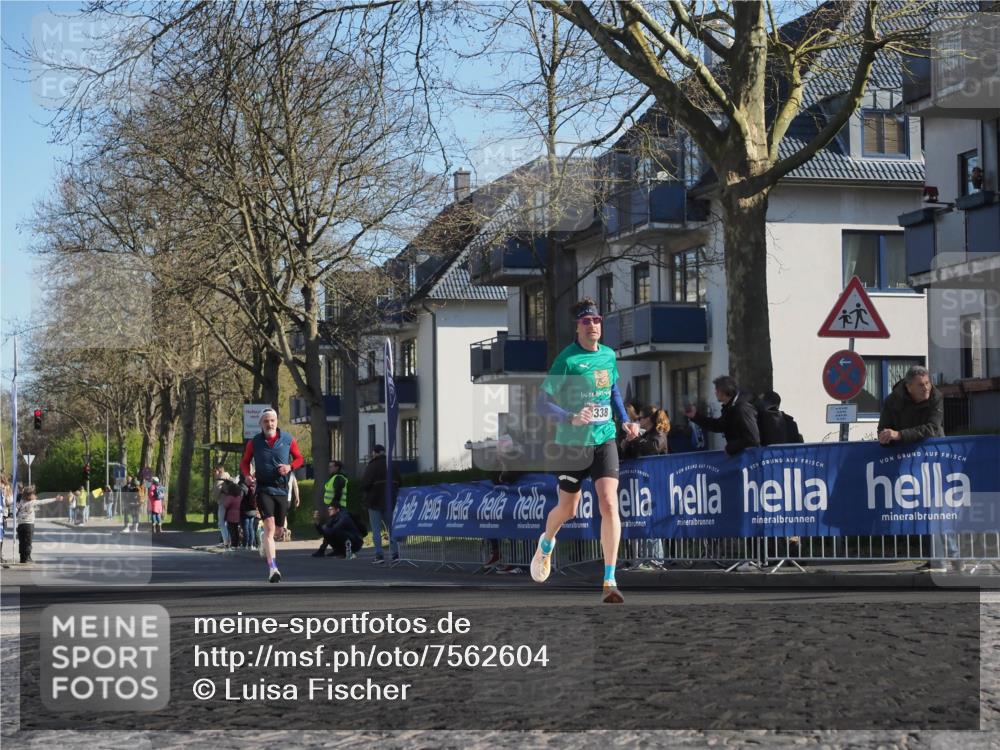 06.04.2025 - 44. Internationalen Wilhelmsburger Insellauf Luisa Fischer http://msf.ph/oto/7562604 06.04.2025 10:31:29 Ziel 338 meine-sportfotos.de