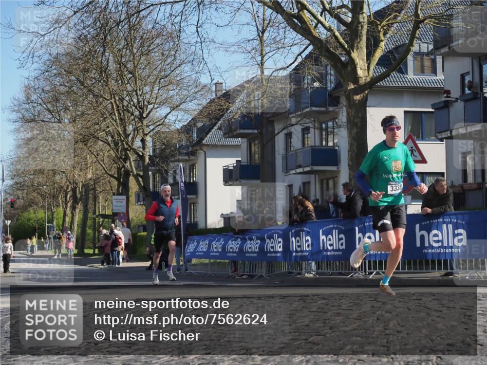 06.04.2025 - 44. Internationalen Wilhelmsburger Insellauf Luisa Fischer http://msf.ph/oto/7562624 06.04.2025 10:31:30 Ziel 3338 meine-sportfotos.de