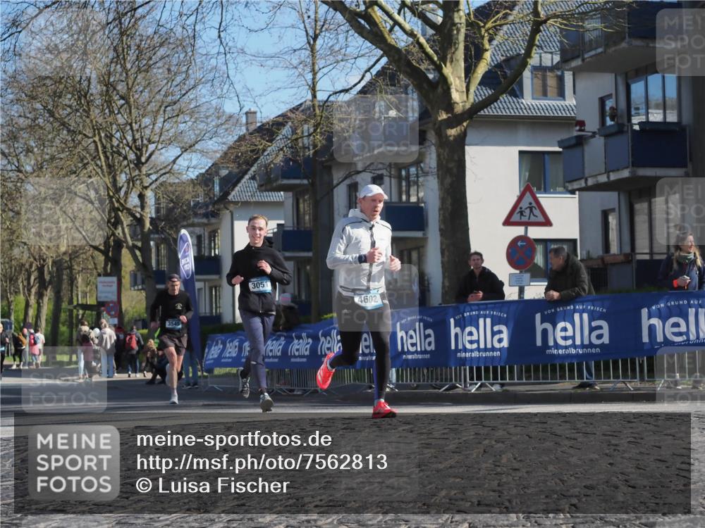 06.04.2025 - 44. Internationalen Wilhelmsburger Insellauf Luisa Fischer http://msf.ph/oto/7562813 06.04.2025 10:31:53 Ziel 3545, 3051, 4602 meine-sportfotos.de