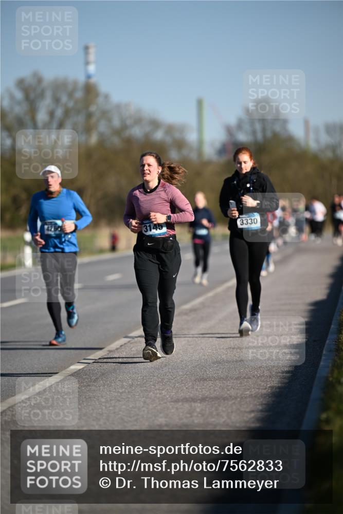 06.04.2025 - 44. Internationalen Wilhelmsburger Insellauf Dr. Thomas Lammeyer http://msf.ph/oto/7562833 06.04.2025 09:37:36 Laufen 3145, 3330 meine-sportfotos.de
