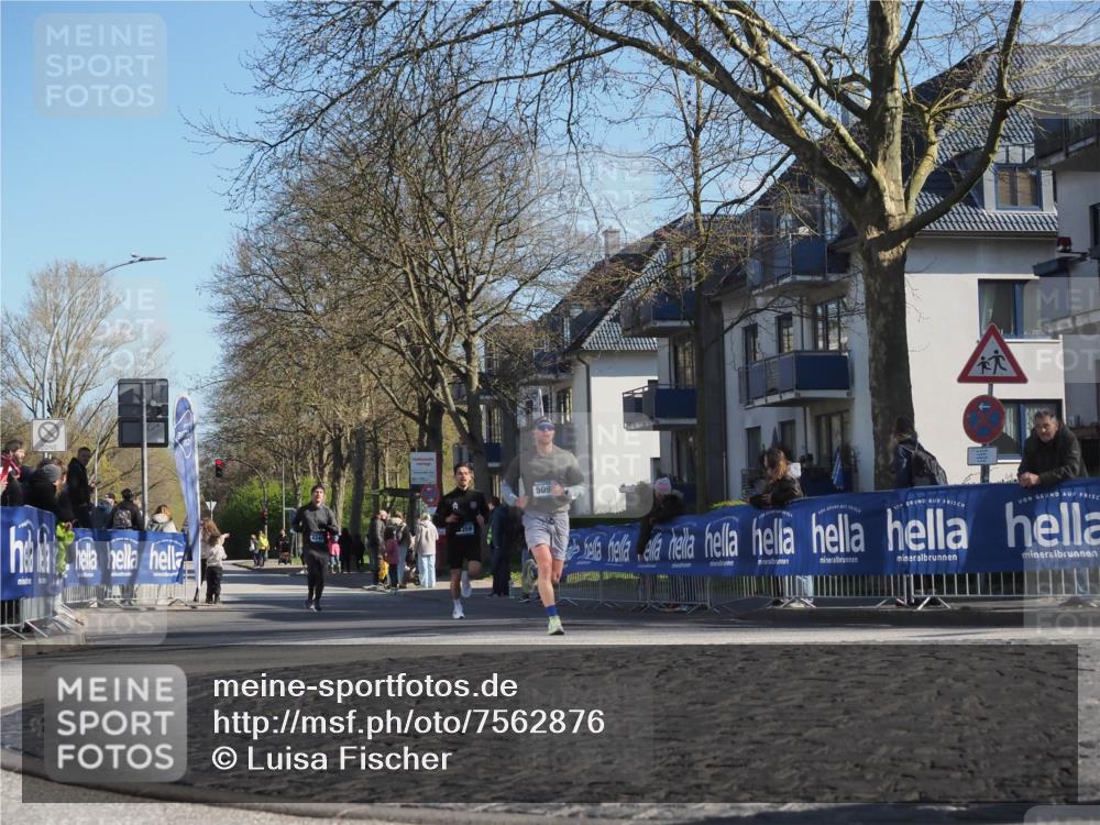06.04.2025 - 44. Internationalen Wilhelmsburger Insellauf Luisa Fischer http://msf.ph/oto/7562876 06.04.2025 10:32:10 Ziel 4242, 509 meine-sportfotos.de