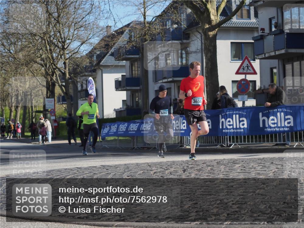06.04.2025 - 44. Internationalen Wilhelmsburger Insellauf Luisa Fischer http://msf.ph/oto/7562978 06.04.2025 10:32:25 Ziel 5086, 3650, 5002 meine-sportfotos.de