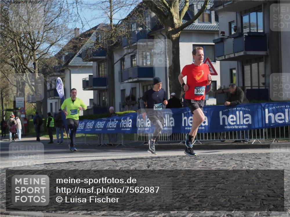 06.04.2025 - 44. Internationalen Wilhelmsburger Insellauf Luisa Fischer http://msf.ph/oto/7562987 06.04.2025 10:32:25 Ziel 5086, 3650, 5002 meine-sportfotos.de