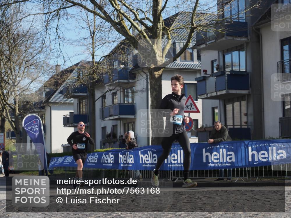 06.04.2025 - 44. Internationalen Wilhelmsburger Insellauf Luisa Fischer http://msf.ph/oto/7563168 06.04.2025 10:33:04 Ziel 3564, 3234 meine-sportfotos.de