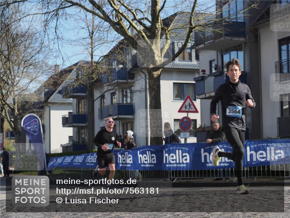 06.04.2025 - 44. Internationalen Wilhelmsburger Insellauf Luisa Fischer http://msf.ph/oto/7563181 06.04.2025 10:33:05 Ziel 234, 3564 meine-sportfotos.de