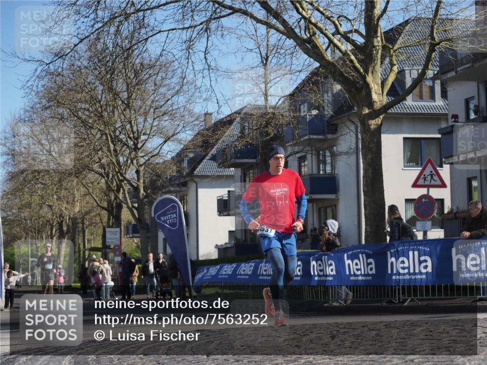 06.04.2025 - 44. Internationalen Wilhelmsburger Insellauf Luisa Fischer http://msf.ph/oto/7563252 06.04.2025 10:33:12 Ziel 1531, 12 meine-sportfotos.de