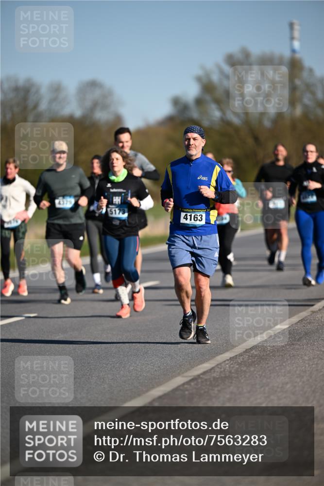 06.04.2025 - 44. Internationalen Wilhelmsburger Insellauf Dr. Thomas Lammeyer http://msf.ph/oto/7563283 06.04.2025 09:38:14 Laufen 4163 meine-sportfotos.de