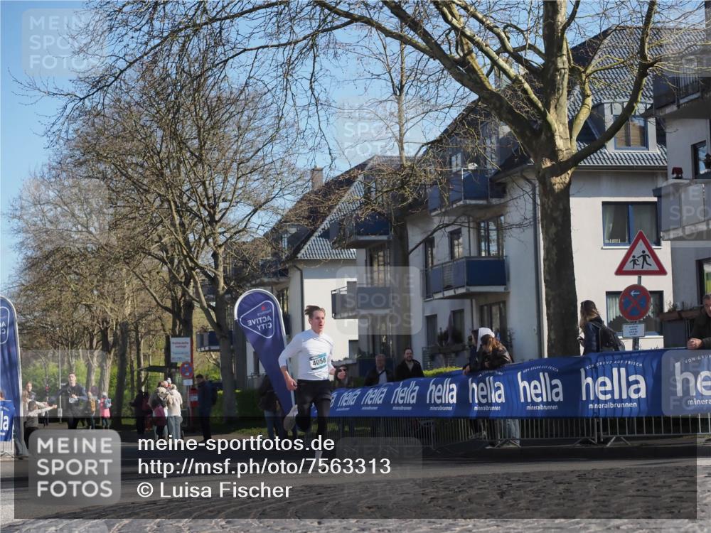 06.04.2025 - 44. Internationalen Wilhelmsburger Insellauf Luisa Fischer http://msf.ph/oto/7563313 06.04.2025 10:33:25 Ziel 4058 meine-sportfotos.de