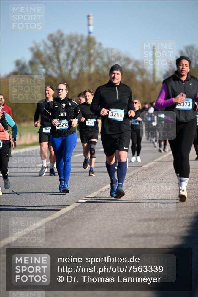 06.04.2025 - 44. Internationalen Wilhelmsburger Insellauf Dr. Thomas Lammeyer http://msf.ph/oto/7563339 06.04.2025 09:38:17 Laufen 3200, 3098, 4522, 362, 5373 meine-sportfotos.de