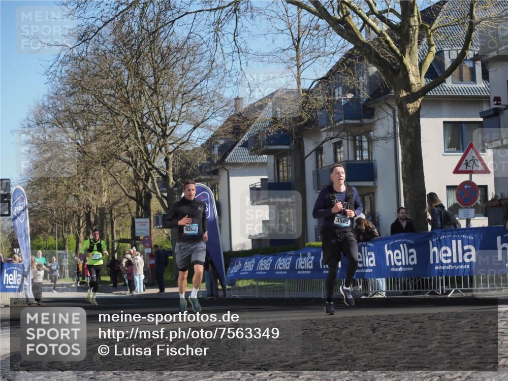 06.04.2025 - 44. Internationalen Wilhelmsburger Insellauf Luisa Fischer http://msf.ph/oto/7563349 06.04.2025 10:33:32 Ziel 4262, 3585 meine-sportfotos.de