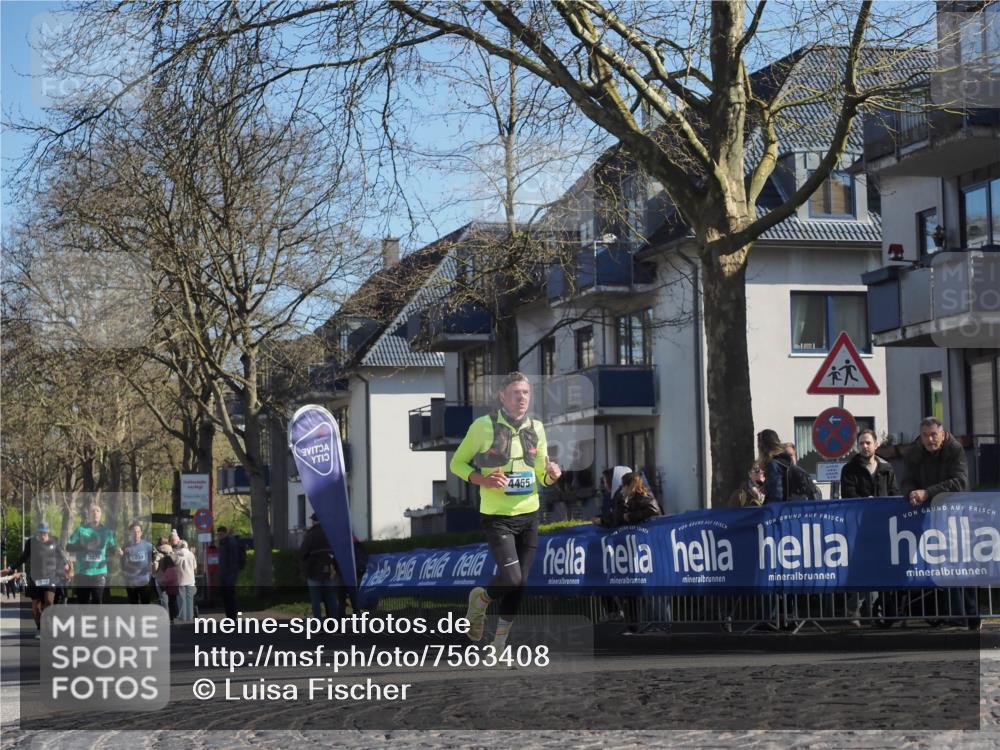 06.04.2025 - 44. Internationalen Wilhelmsburger Insellauf Luisa Fischer http://msf.ph/oto/7563408 06.04.2025 10:33:35 Ziel 3826, 4455 meine-sportfotos.de