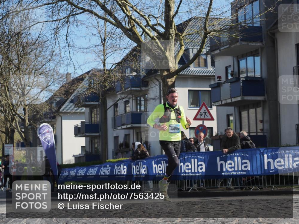 06.04.2025 - 44. Internationalen Wilhelmsburger Insellauf Luisa Fischer http://msf.ph/oto/7563425 06.04.2025 10:33:36 Ziel 4455 meine-sportfotos.de
