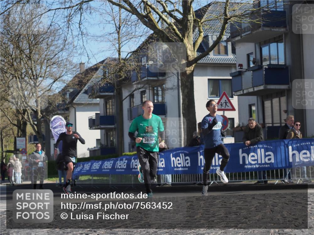 06.04.2025 - 44. Internationalen Wilhelmsburger Insellauf Luisa Fischer http://msf.ph/oto/7563452 06.04.2025 10:33:39 Ziel 3826, 5033 meine-sportfotos.de